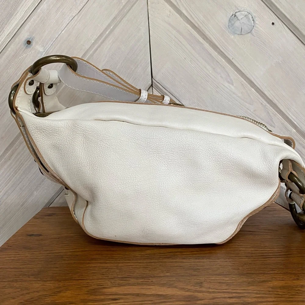 Marc Jacobs Off White Leather Shoulder Bag Made in Iltaly - Picture 7 of 16